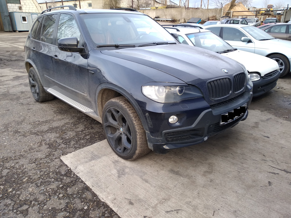 Фото в бортжурнале BMW X5 (E70)