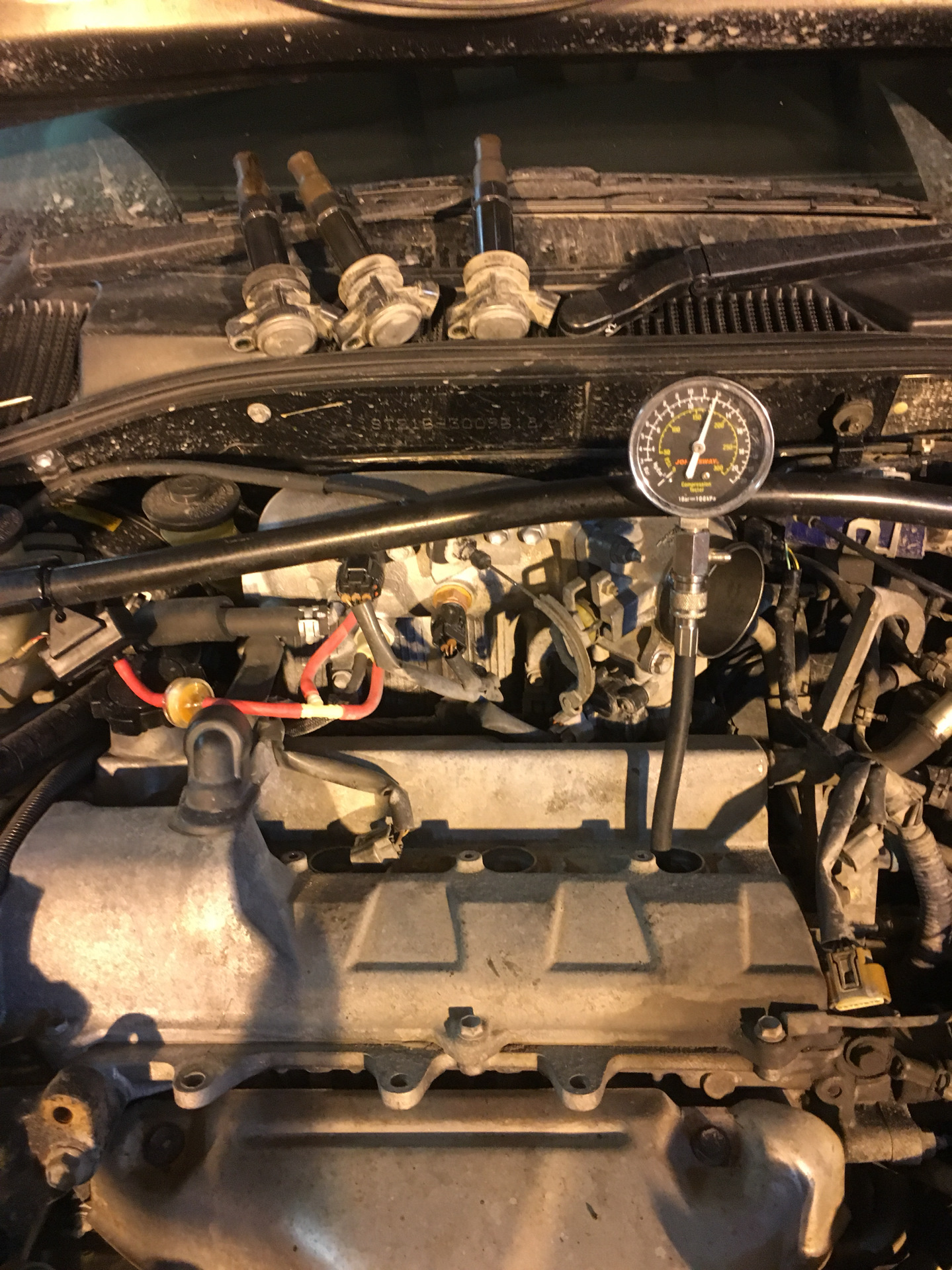 Прокачка передних стоек и замена свечей — Toyota Caldina (210), 2 л ...