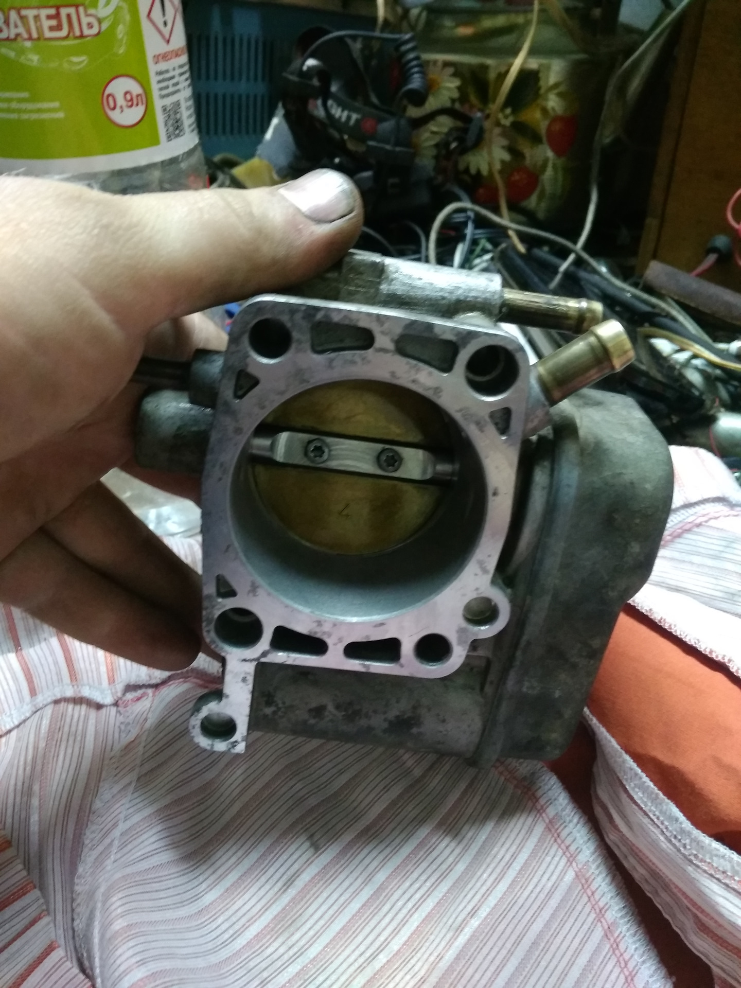 Заслонку надо чистить. — Opel Zafira A, 1,6 л, 2003 года | плановое ТО ...