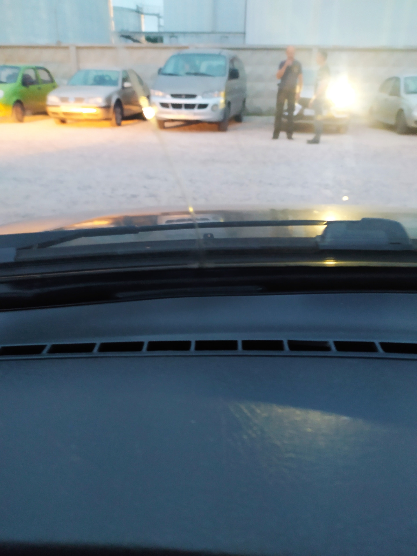 Замена лобового стекла (х2) — Lada 2115, 1,6 л, 2010 года | плановое ТО ...