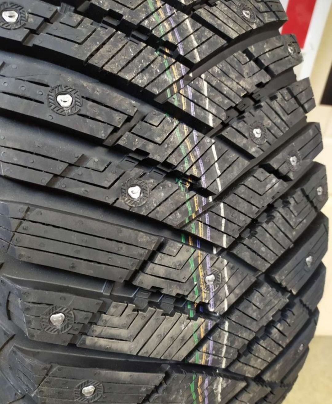 Резина goodyear ultragrip ice arctic suv