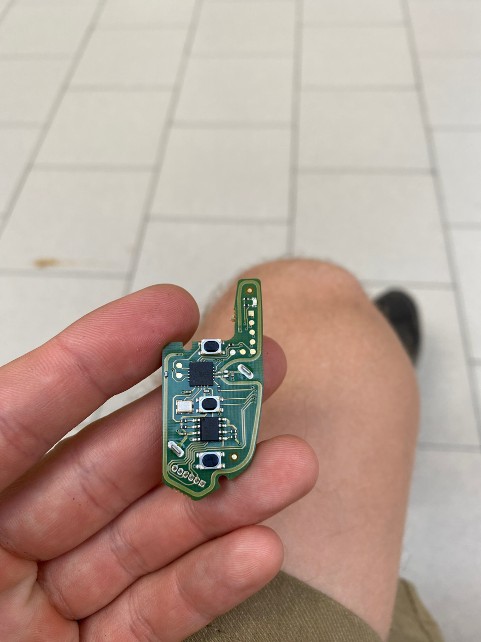 Добавление мультиключа — Mitsubishi Airtrek, 2,4 л, 2002 года ...