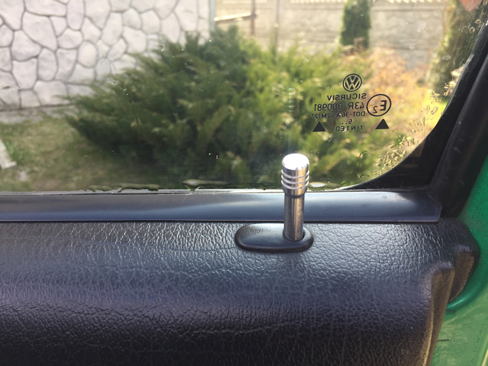 Натяжка потолка москвич 412 - 88 фото