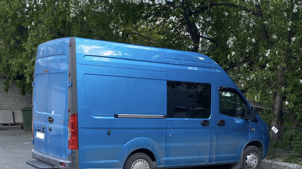 GAZ Gazelle Next Синий Трактор