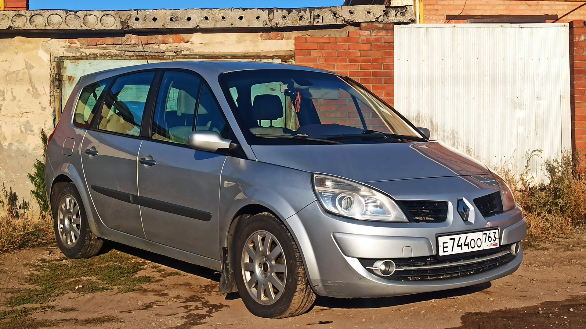 Renault Grand Scenic II 1.5 дизельный 2008 | Трактор Сеня на DRIVE2