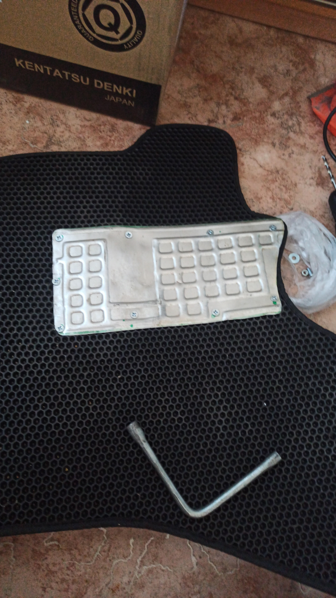 Колхозю подпятник на коврик EVA — Toyota Town Ace (4G), 1,5 л, 2012 ...