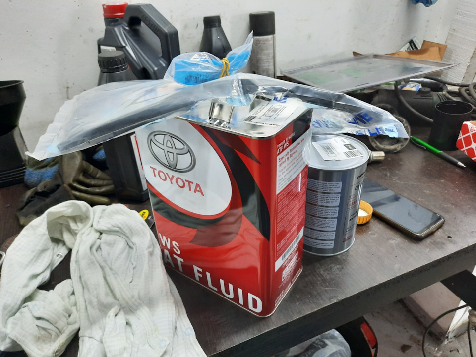 Замена масла в коробке Aisin 09G — Volkswagen Passat US, 2,5 л, 2012 ...