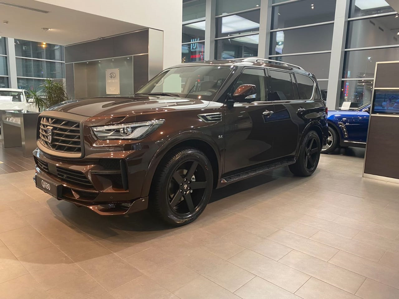 Infiniti qx80 larte салон