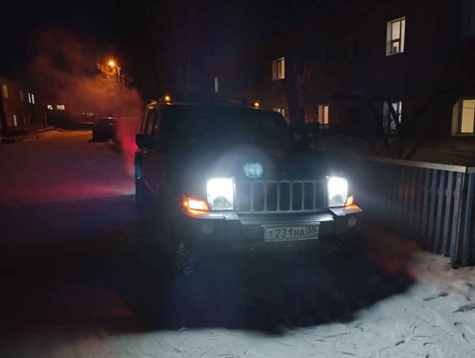 Габариты на крышу — Jeep Commander (XK), 4,7 л, 2006 года | стайлинг ...