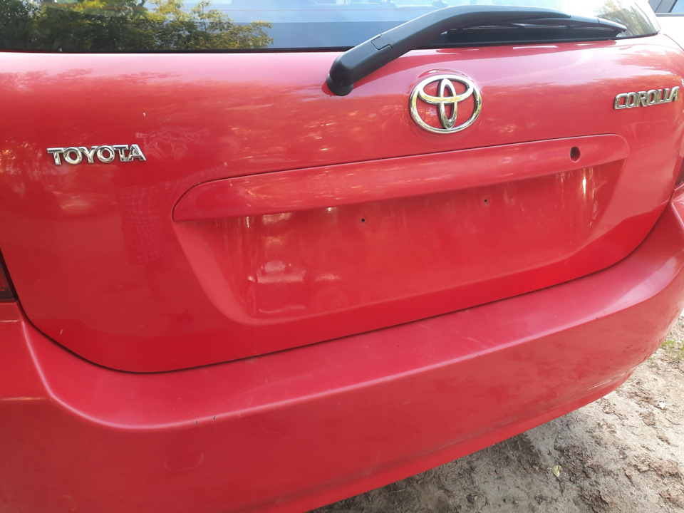 Как снять саблю с задней двери? — Toyota Corolla (120), 1,6 л, 2003 ...