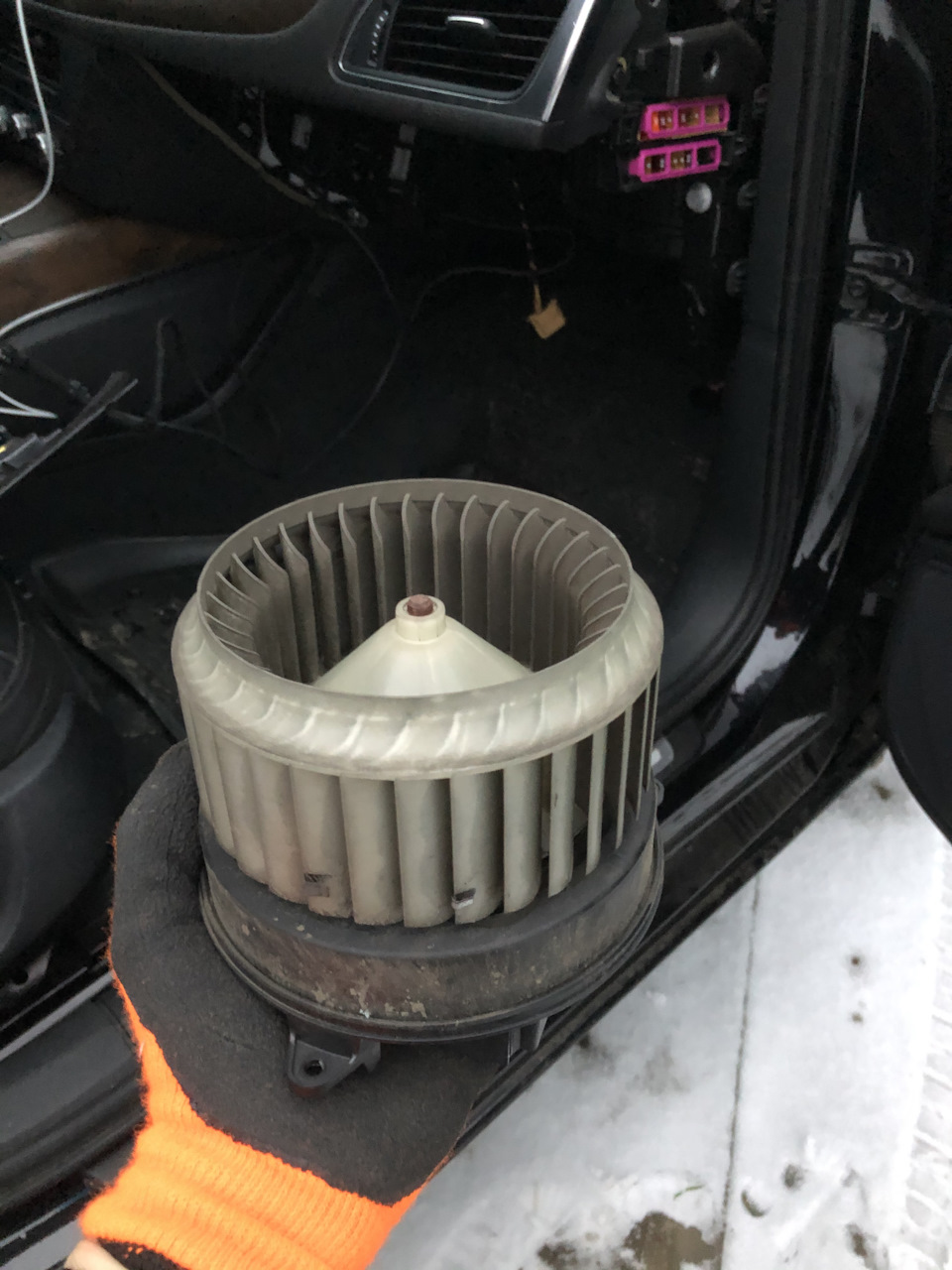 Вибрация печки — Audi A6 (C7), 9,9 л, 2014 года | просто так | DRIVE2