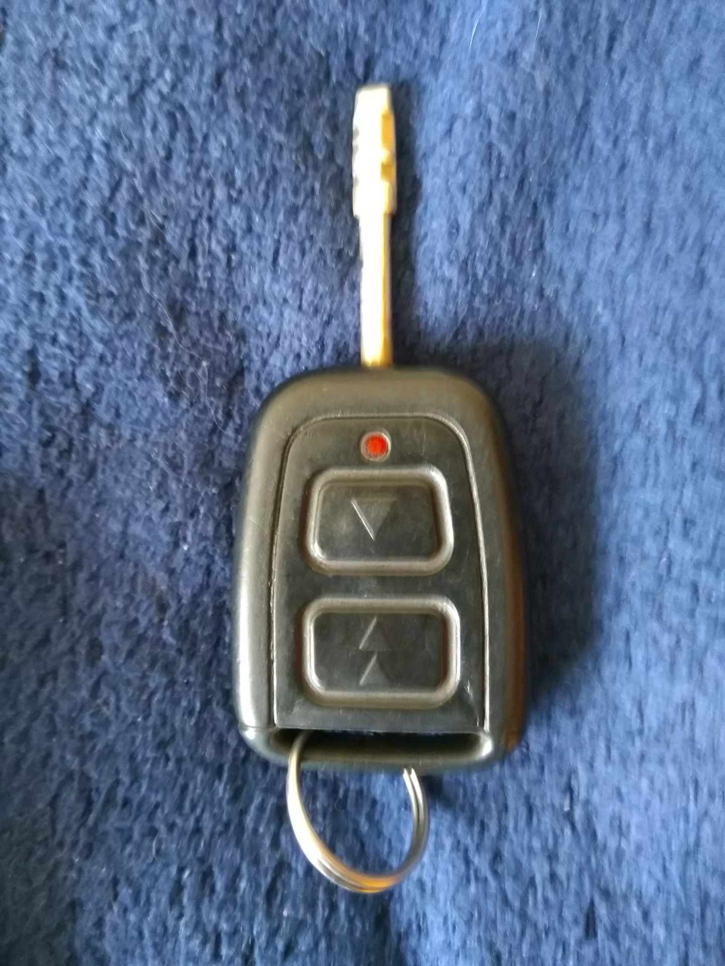 Ключи по замку автомобиля