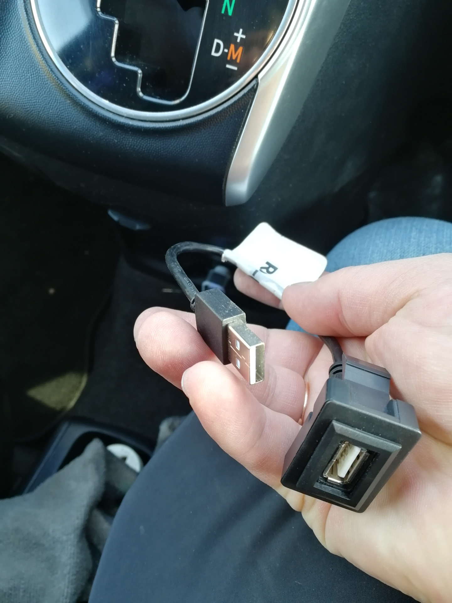 usb разъем в заглушку toyota