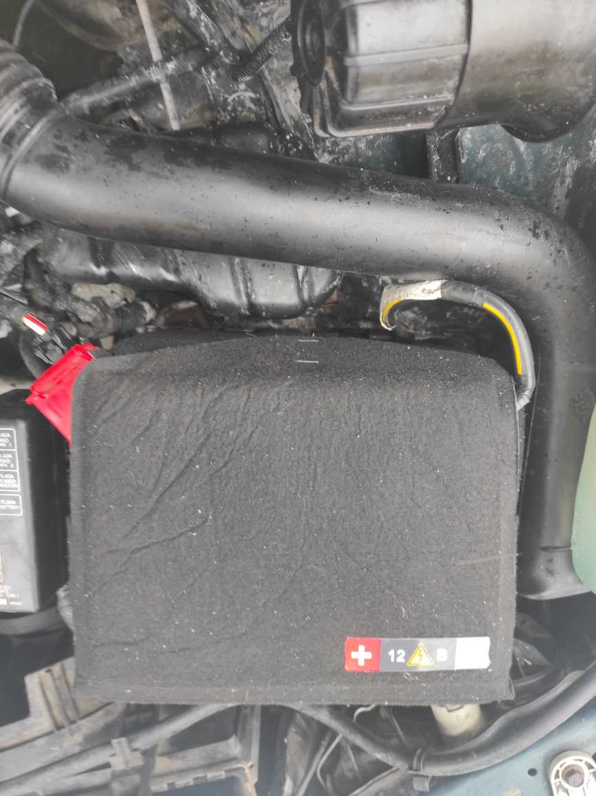 Аккумулятор тоже хочет любви — Nissan Primera (P11), 1,6 л, 1998 года ...