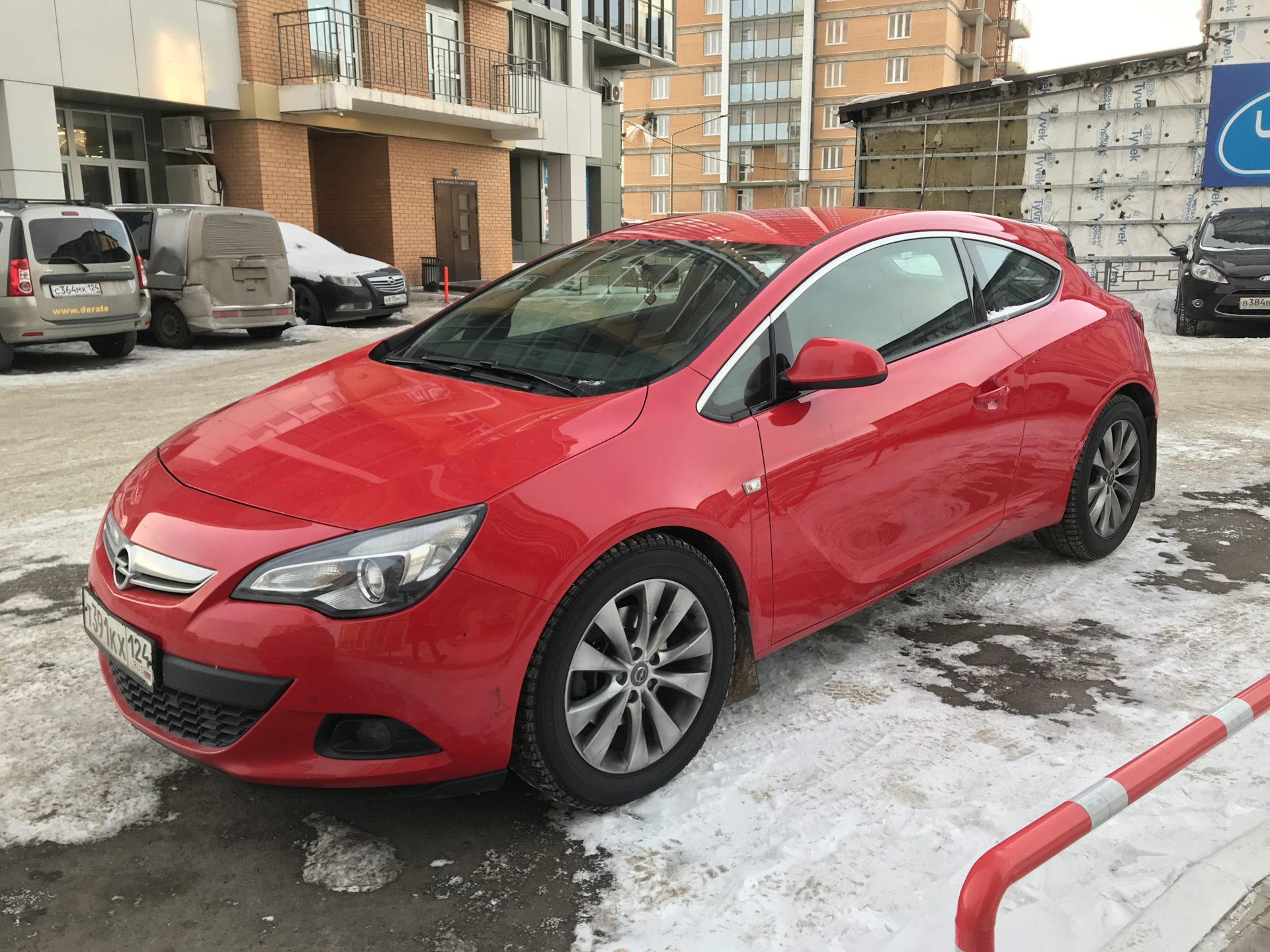 Opel astra gtc 1.4. Opel Astra GTC 1.4 турбо. Опель Астра GTC 2012 1.4 турбо. Опель Астра GTC 1.4 турбо серая.