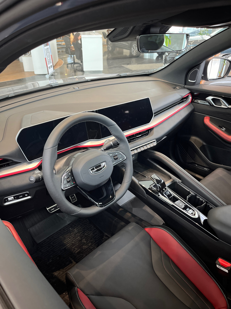 Джили рублевский. Geely coolray dа41ке5. Geely monjaro изумруд. Джили рублевский. Джили рублевский.