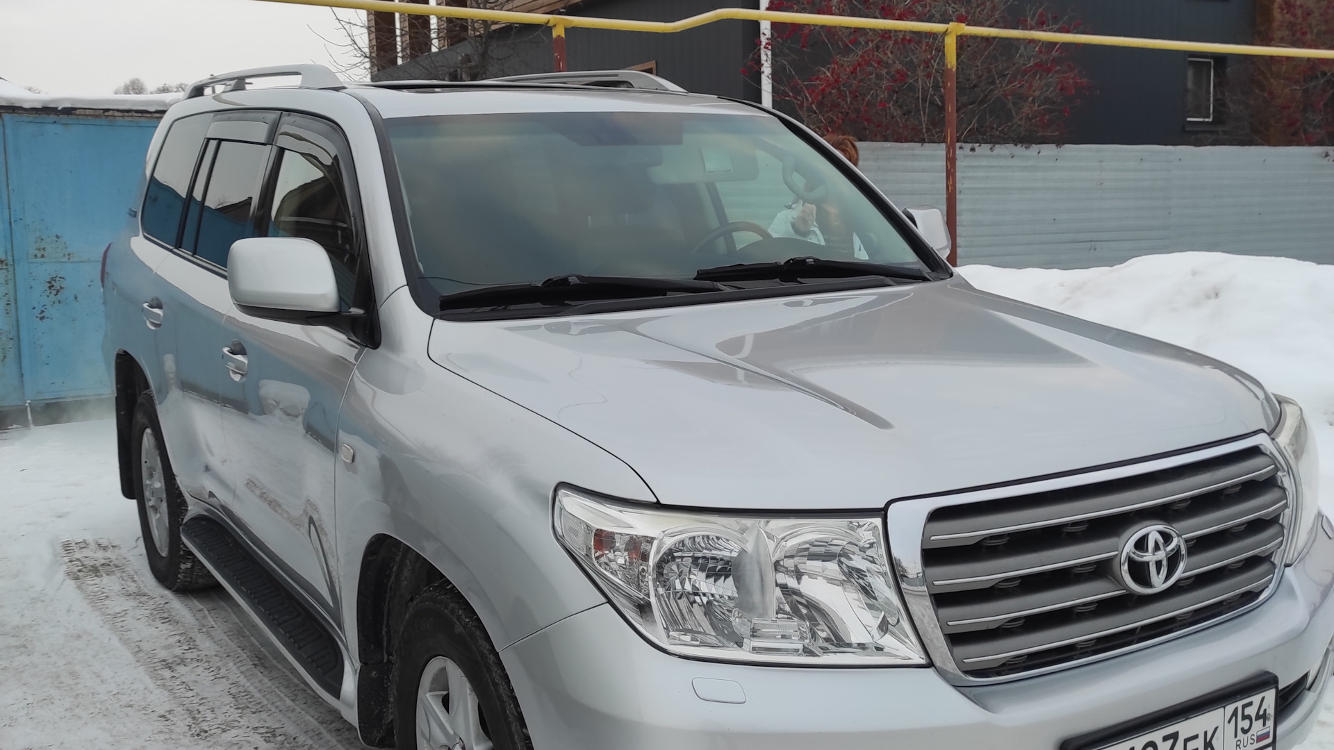 Toyota Land Cruiser 200 4.5 дизельный 2011 | Крузак на DRIVE2