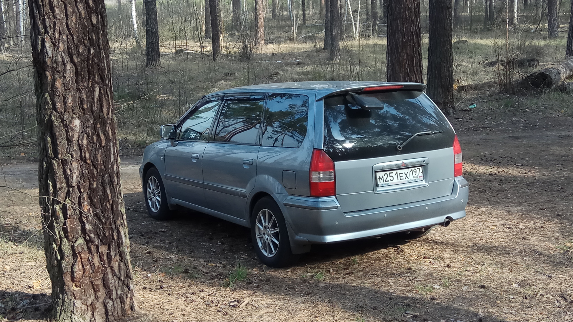 Mitsubishi Space Wagon (3G) 2.4 бензиновый 2002 | N94W на DRIVE2