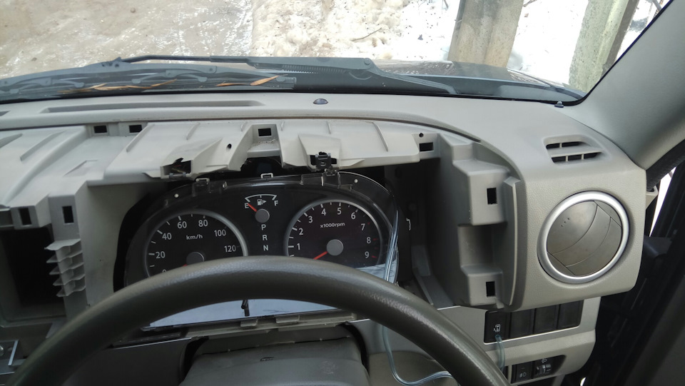 что такое блуофф на машине. 6SAAAgP20uA 960. что такое блуофф на машине фото. что такое блуофф на машине-6SAAAgP20uA 960. картинка что такое блуофф на машине. картинка 6SAAAgP20uA 960. Каждый автомобилист знает о том, что такое тюнинг и для чего нужна модернизация автомобилю. Большинство водителей хотят, чтобы принадлежащее им транспортное средство было мощнее, имело более высокие показатели динамики, да и вообще, выглядело оригинально. В результате такие желания приводят их тому, что они начинают искать новые способы решения подобных проблем посредством тюнинга и его модернизации. Одним из таких способов улучшить свой автомобиль и считается установка системы Блоу Офф. Однако не все так просто с таким усовершенствованием. Зачастую по незнанию, желание улучшить характеристики своего транспортного средства заканчивается не так, как хотелось изначально. Иногда случается так, что желание улучшить свой автомобиль оборачивается неожиданными последствиями. И вместо того, чтобы улучшить параметры, автомобилист после своих действий наоборот замечает их снижение. Чтобы этого не произошло, важно понимать все тонкости процесса. В этом материале как раз и пойдет речь об одном из таких моментов.