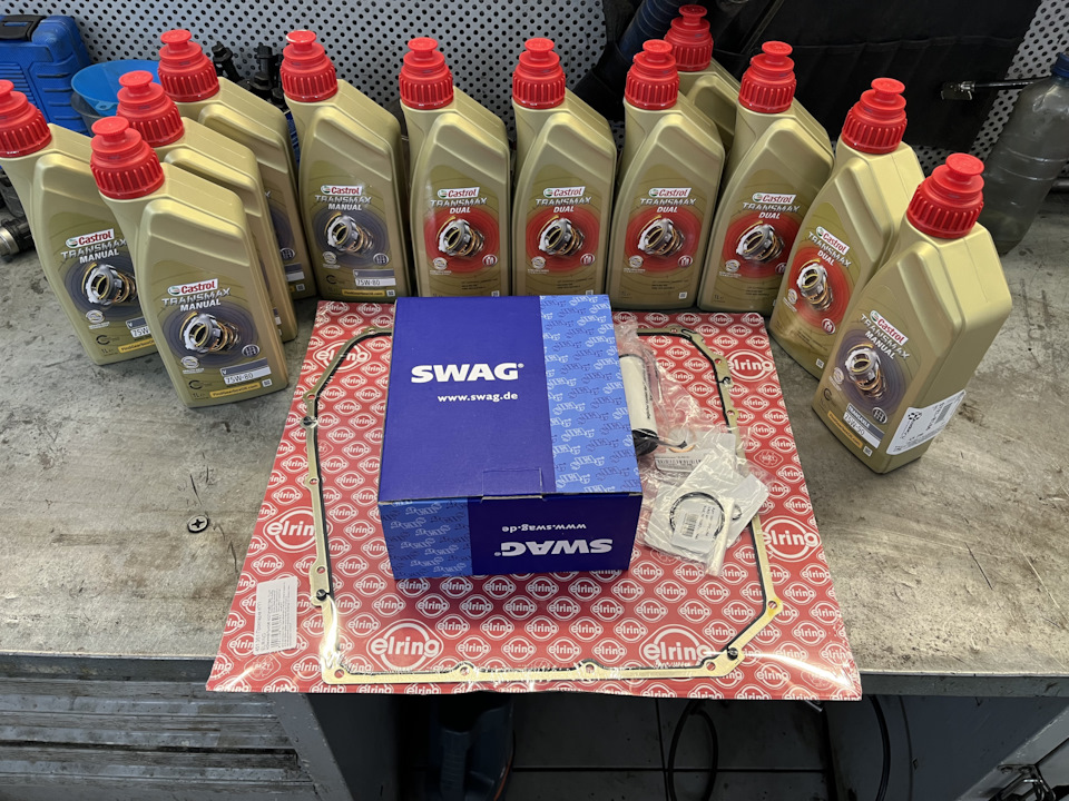 Замена масла в трансмиссии — Audi A4 Allroad (B8), 2 л, 2011 года ...