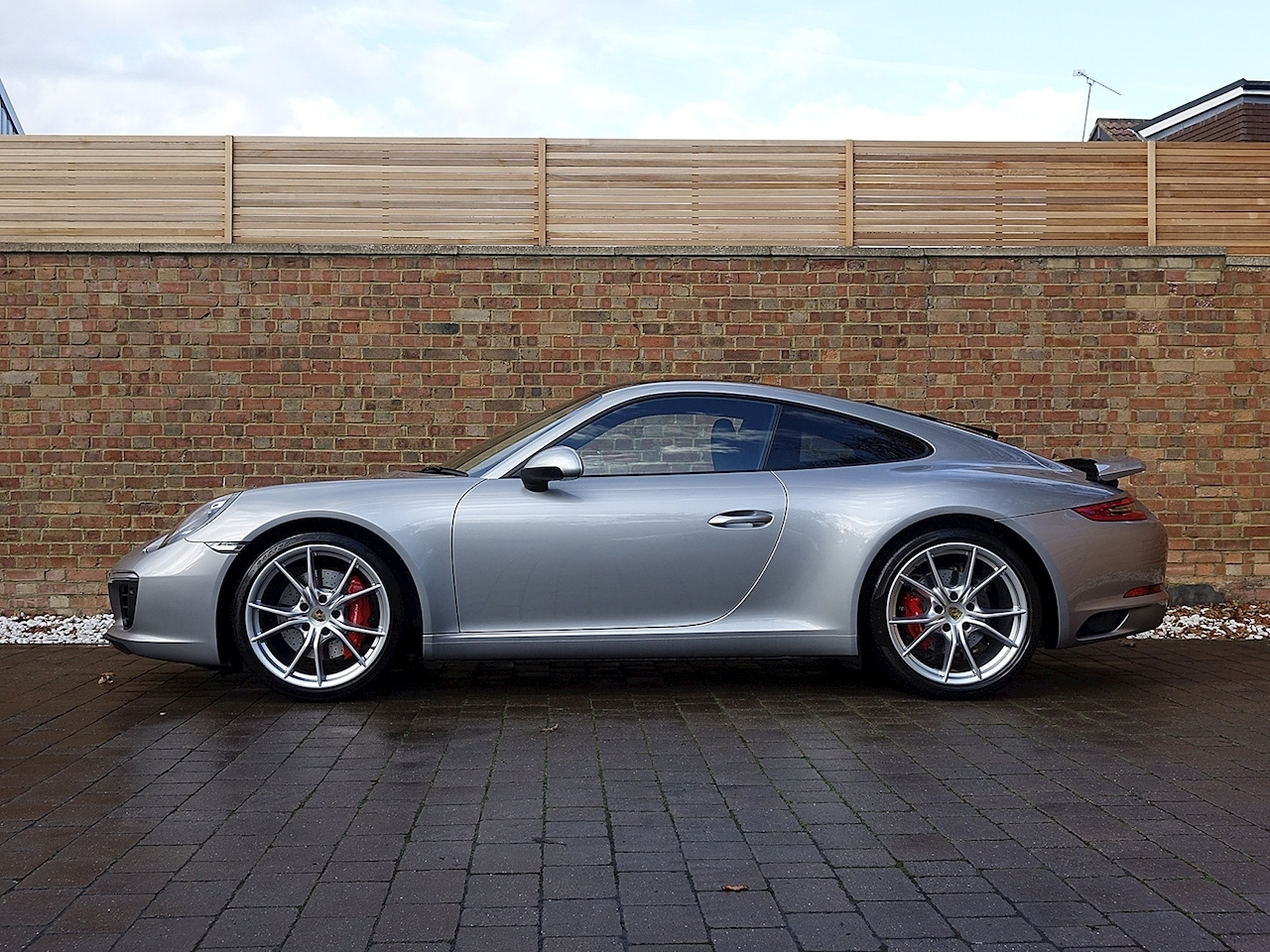 Gt silver. Porsche 911 991.2. Porsche 991 Carrera. Porsche 911 Carrera s 991. Porsche 991.2 Carrera s.