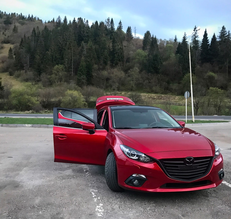 Mazda спб. Mazda 3 2015. Mazda 3 BM. Mazda 3 Red. Мазда 3 BM красная.