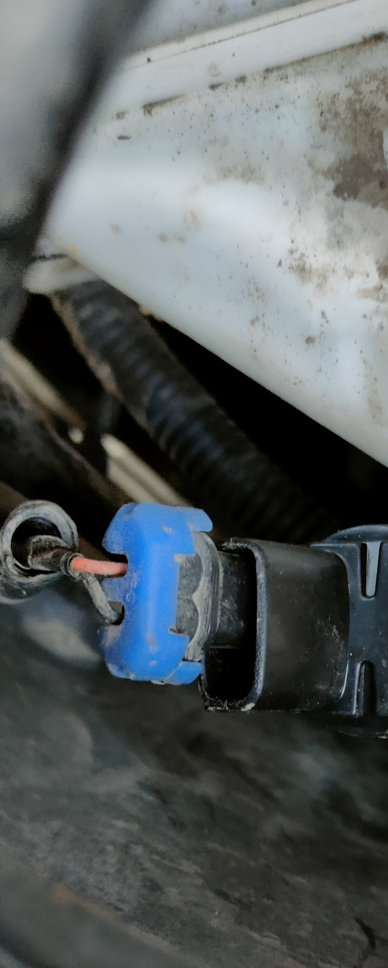 Замена моторчика стеклоомывателя лобового стекла Каптива с100 — DRIVE2