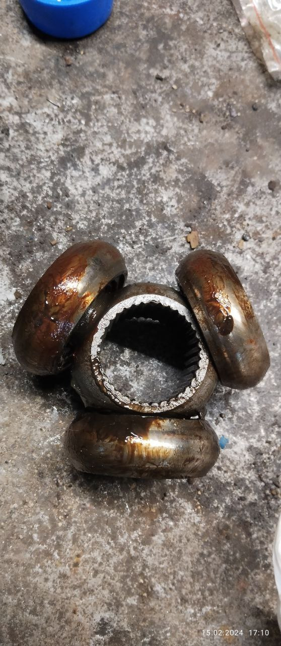 Замена внутреннего трипоидного шруса — Volkswagen Tiguan (2G), 2 л ...