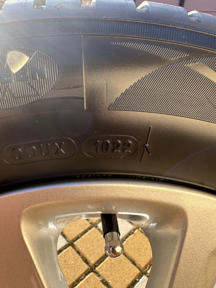 Шины летние Michelin 185/65 R15, литые диски 6Jx15 ET46 4x100 на ...