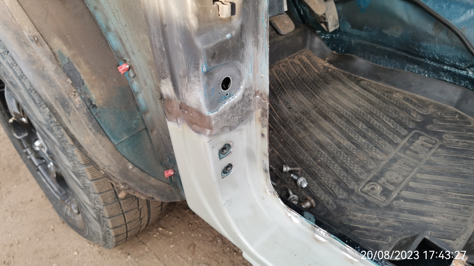 Левая сторона готова. Сварка кузова полностью завершена. Август 2023г ...