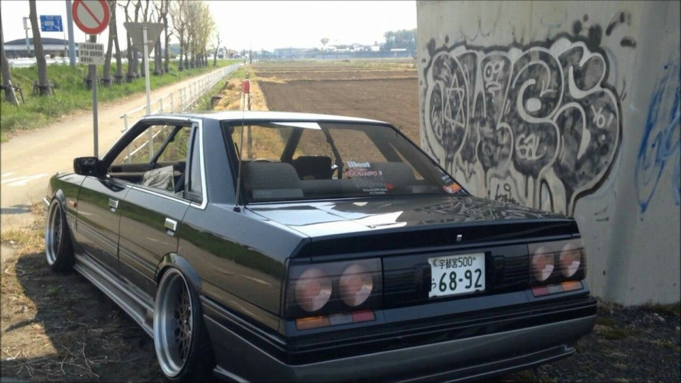 nissan skyline 31