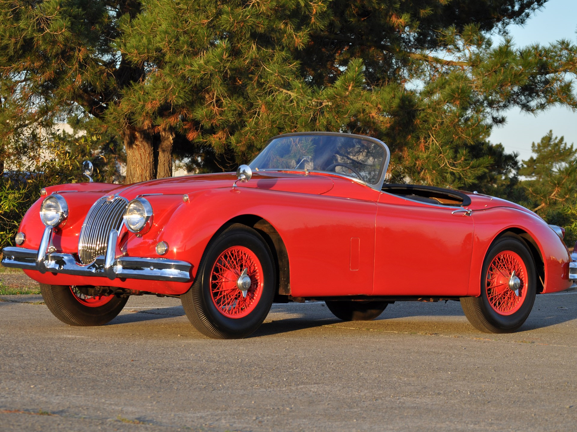 Jaguar XK150 – гармония стиля, динамики и аристократизма 1950-х годов. —  Сообщество «All Oldschool» на DRIVE2