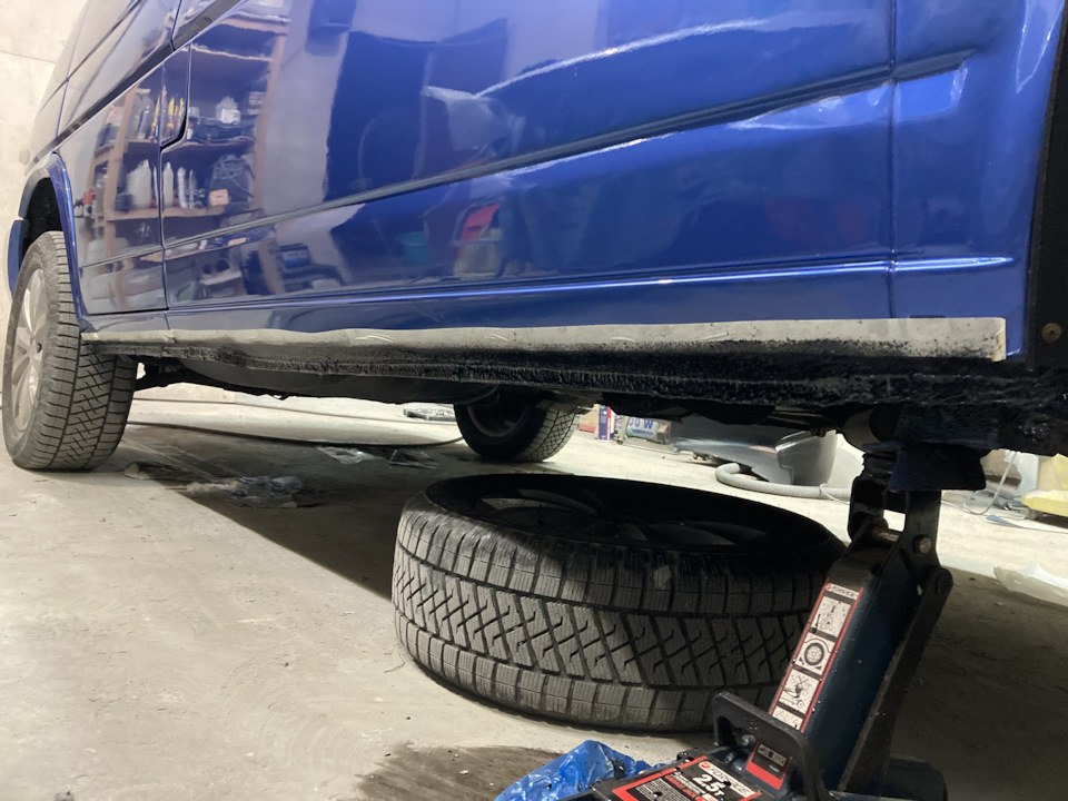 Фото в бортжурнале Volkswagen Multivan (T4)