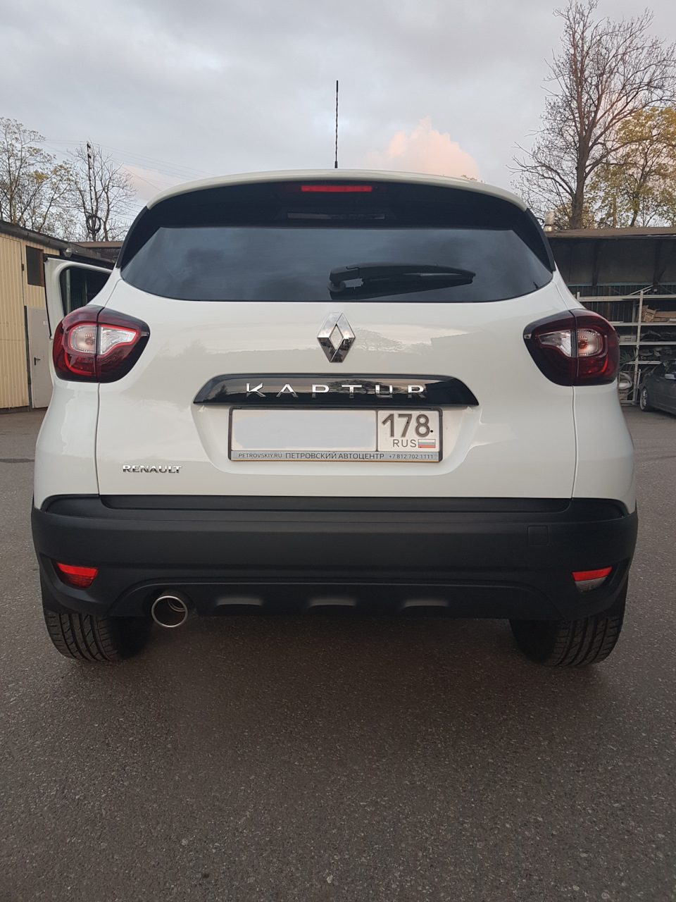 Фото в бортжурнале Renault Kaptur (2016). Запчасти на фото: B12702