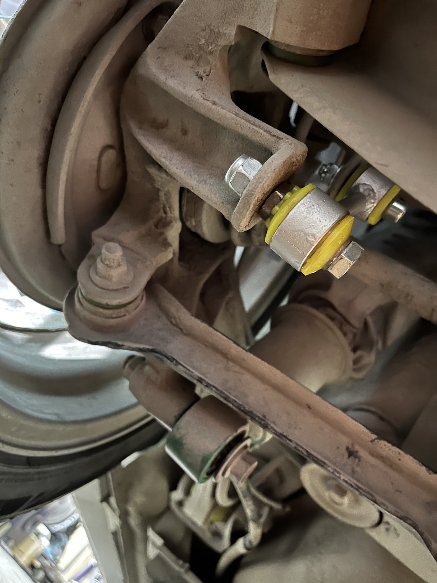 Самодельные стойки заднего стабилизатора — Subaru Legacy B4 (BE), 2 л ...