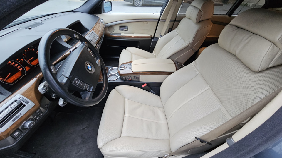 Фото в бортжурнале BMW 7 series (E65/E66)