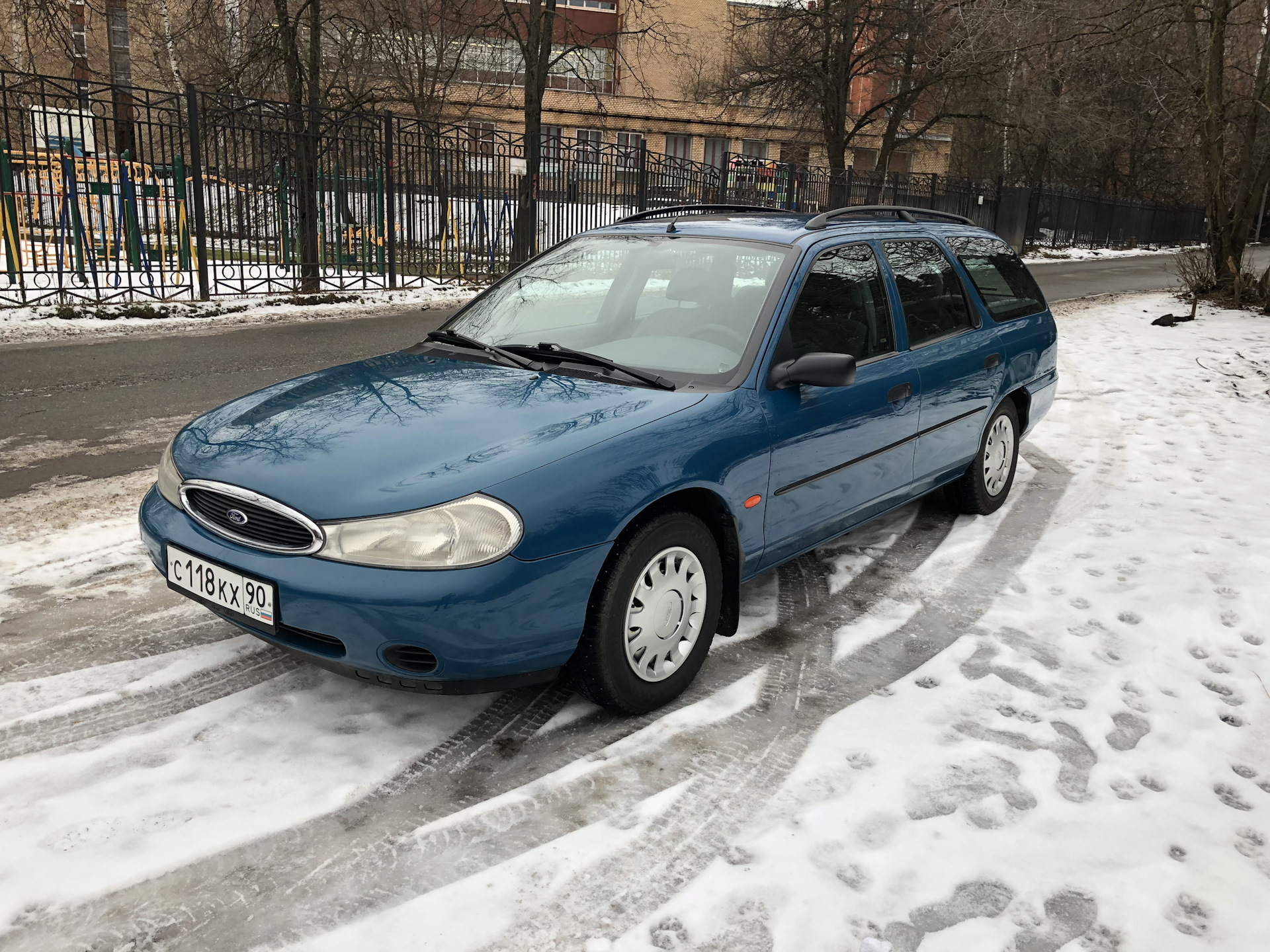 Мондео 1997. Ford Mondeo 1997. Форд Мондео 1997. Форд Мондео 1997 года. Ford Mondeo 1999.