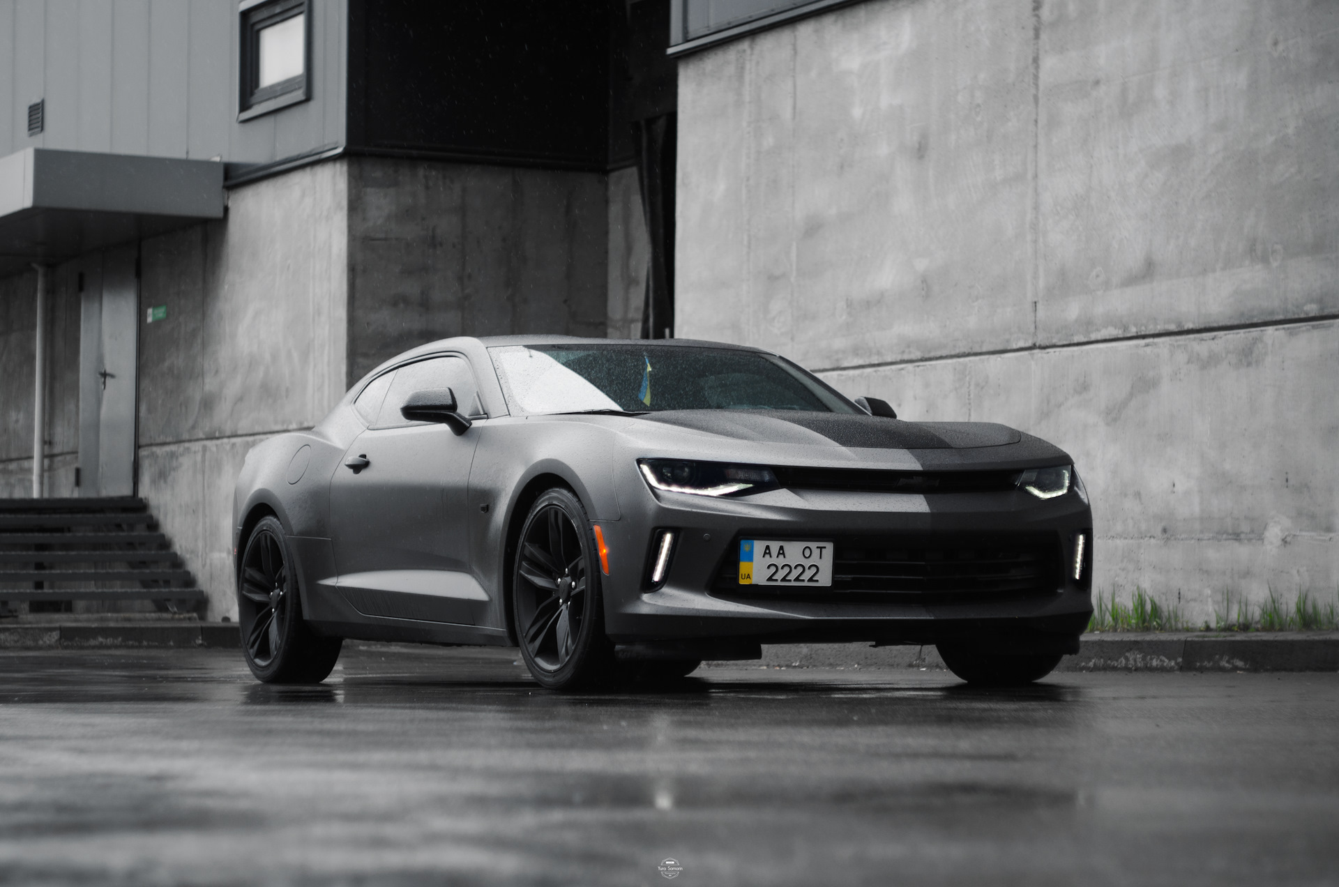 Chevrolet Camaro черный матовый