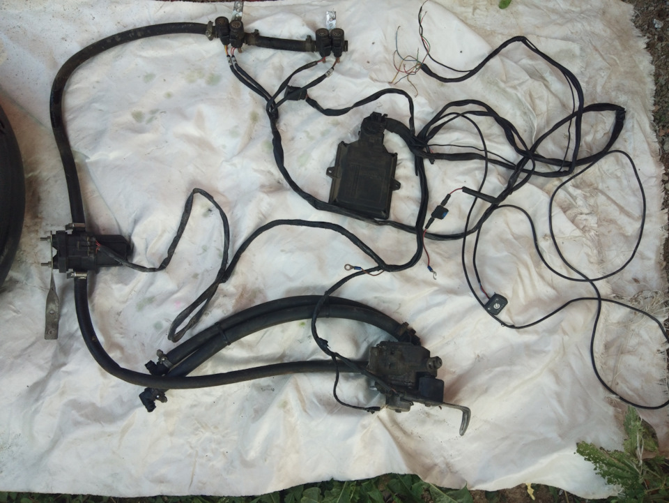 1. Демонтаж ГБО — Nissan X-Trail II (t31), 2 л, 2008 года | своими ...