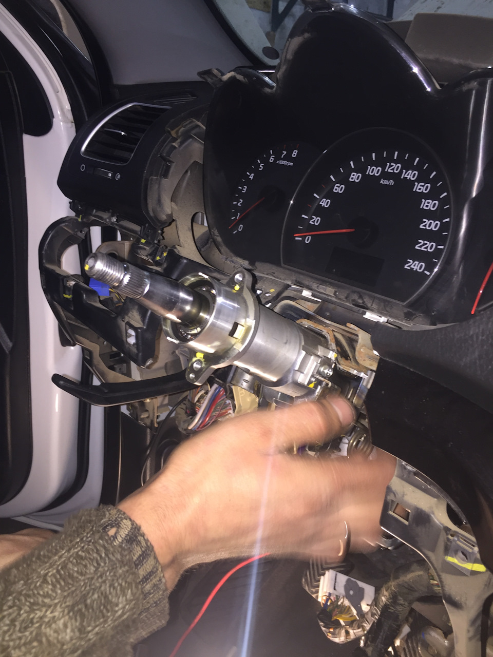 11# Замена ГУР на ЭУР, часть-2 (установка). — KIA Sorento (2G), 2,4 л ...