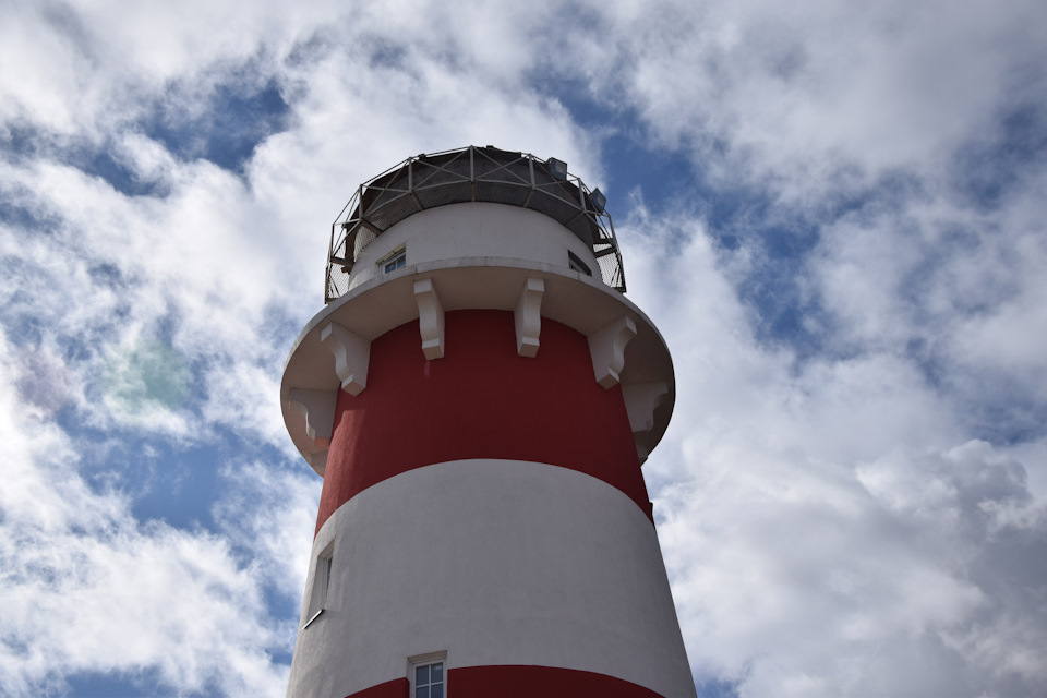 #23. Опять весной в окно мое пахнуло, И дышится отрадней и вольней ...