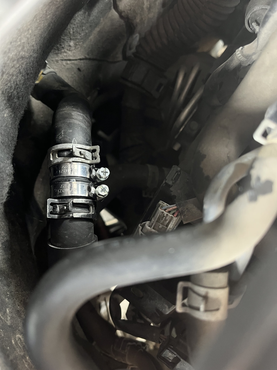 Замена штуцера 92417-JK20A — Infiniti QX50 (1G), 2,5 л, 2014 года ...