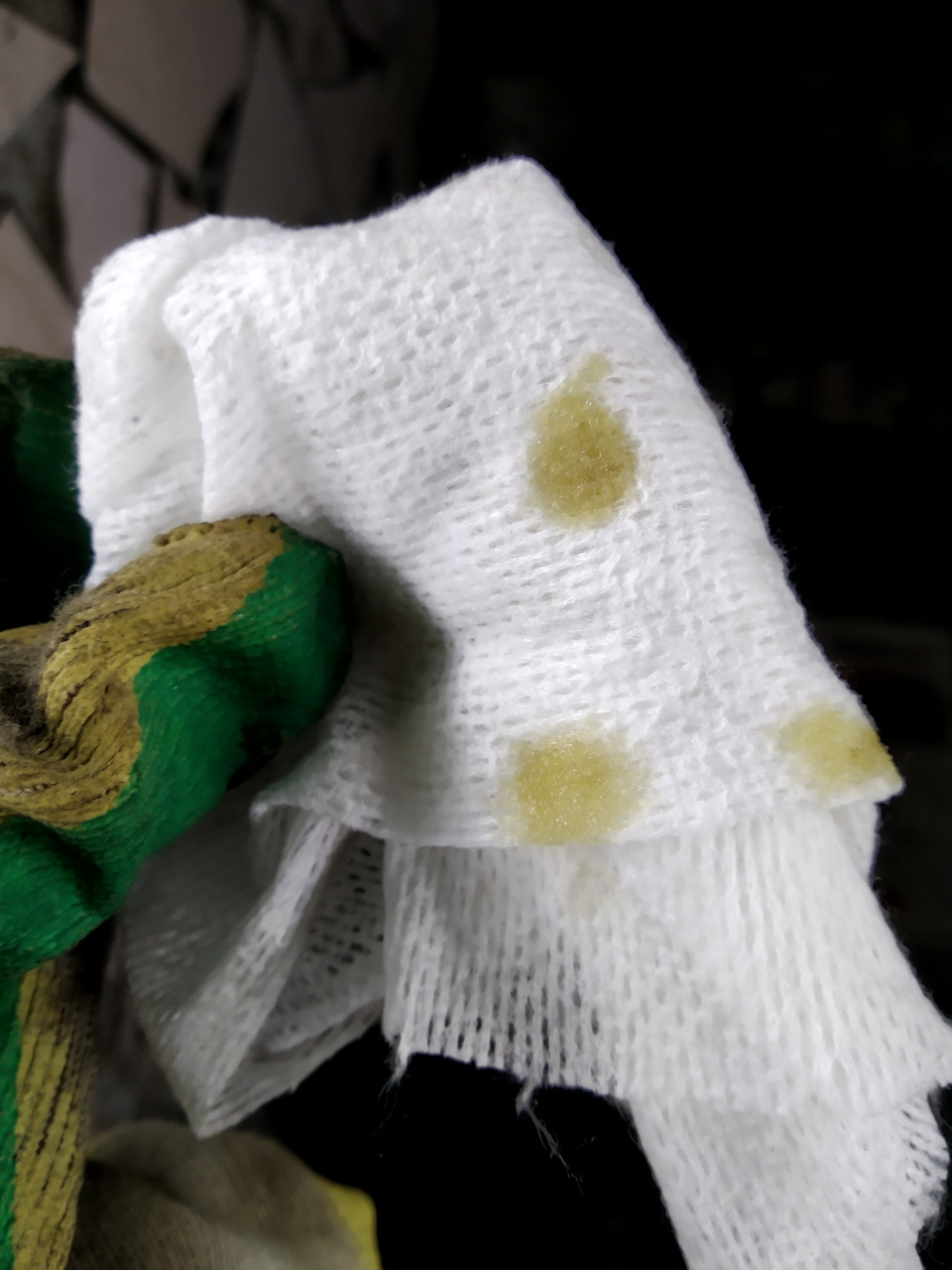 Замена масла в раздатке и дифференциале — Toyota RAV4 (III), 2 л, 2011 ...