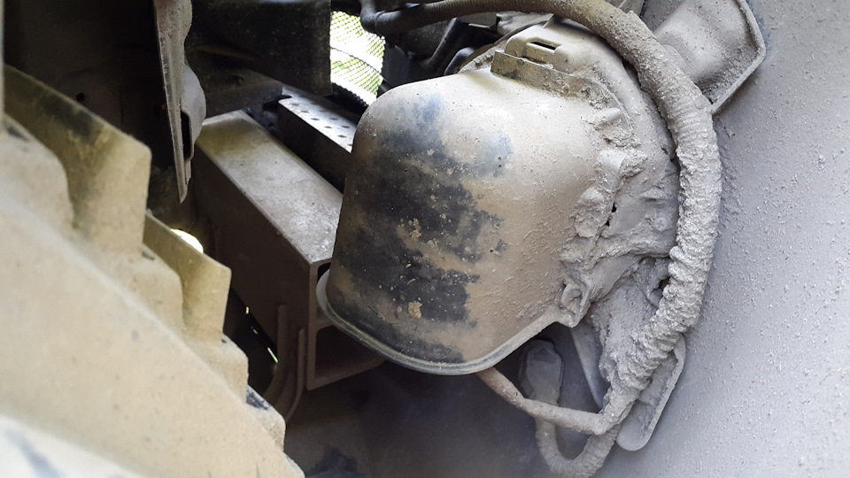 6a0298es 960 для чего прорези в подкрылках