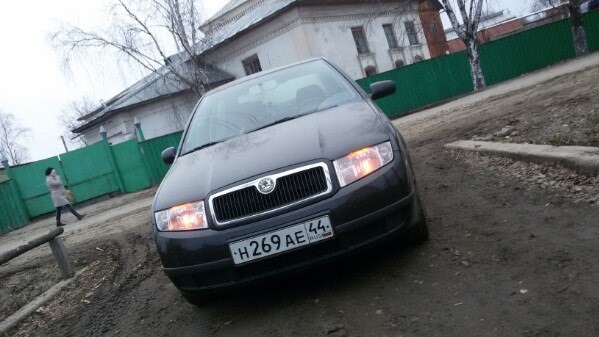 Skoda Fabia Sedan Черный раздолбай