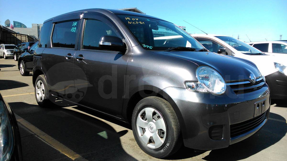 Toyota Sienta (1G) 1.5 бензиновый 2011 | на DRIVE2