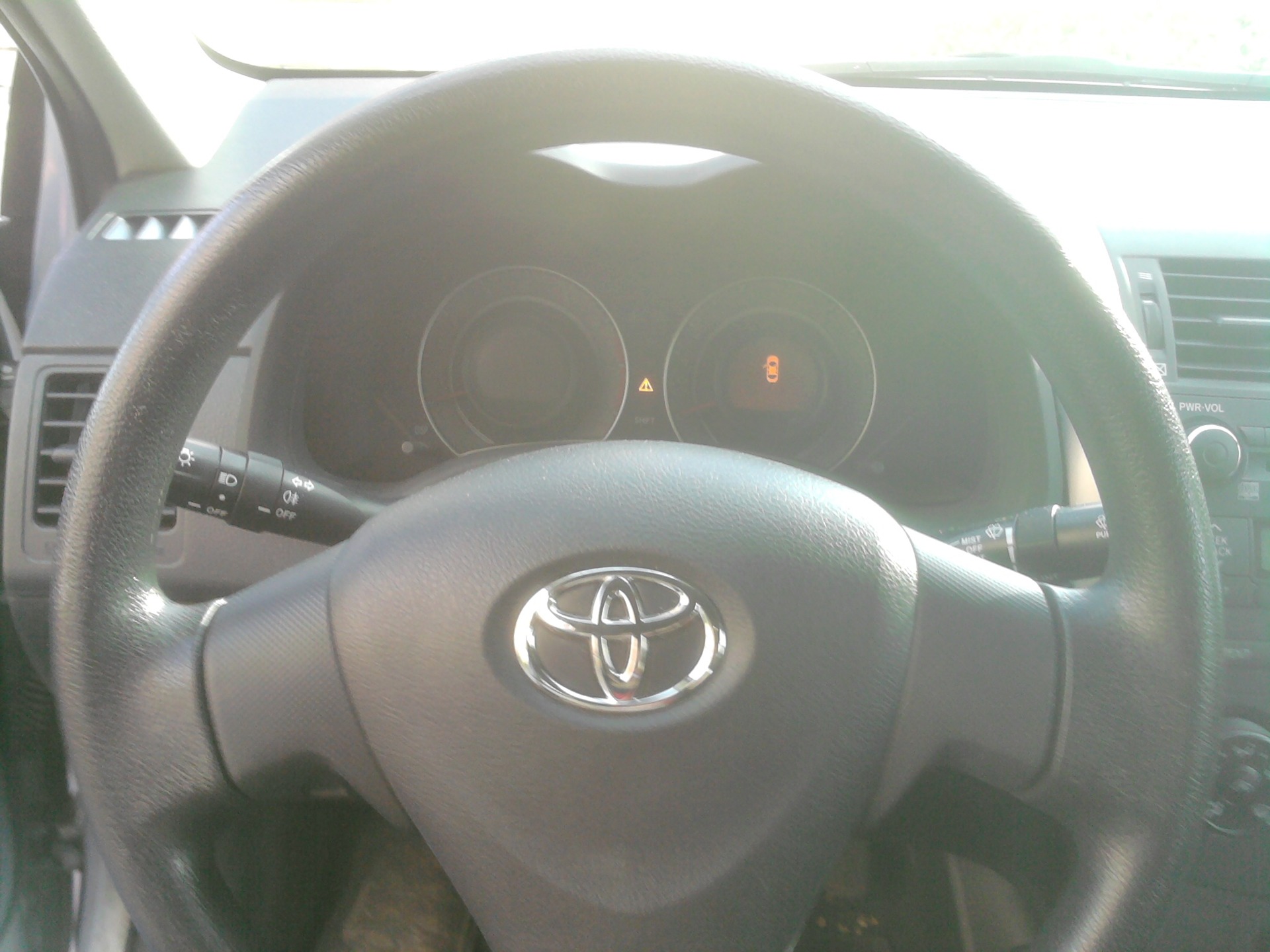     Toyota Corolla 16 2007 