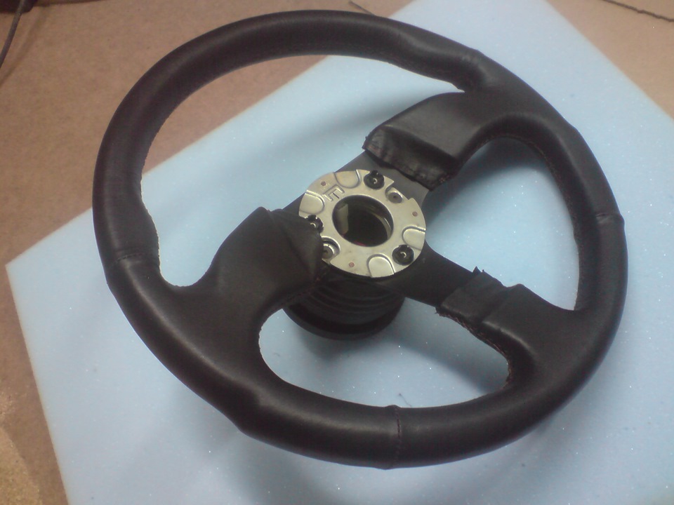 Попробовал перетянуть самостоятельно кожей руль — Audi Coupe (81,85), 1 ...