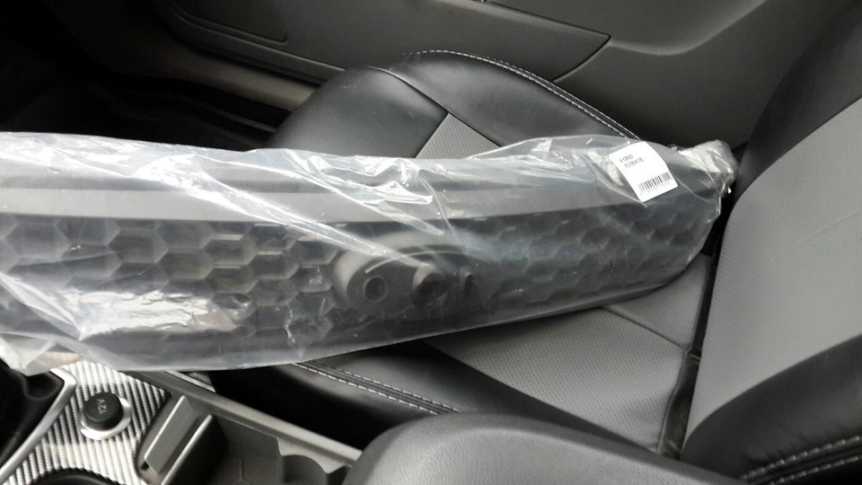 Решетка радиатора ST (Оригинал) — Ford Focus Hatchback II, 1,8 л, 2008 ...