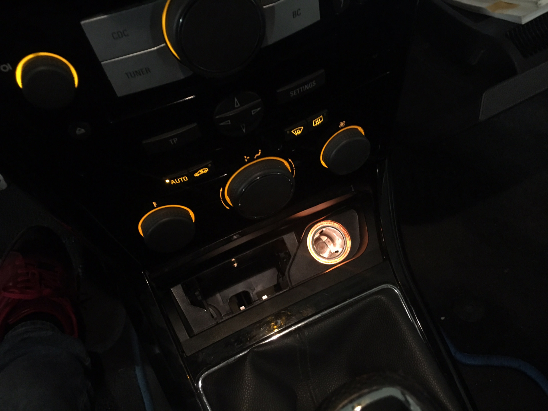 подсветка прикуривателя опель астра. опель астра h подсветка прикуривателя.